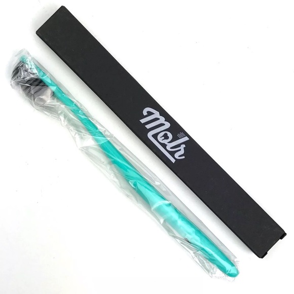 Molr C+C Activated Charcoal Teeth Whitening Kit - Picture 3 of 6